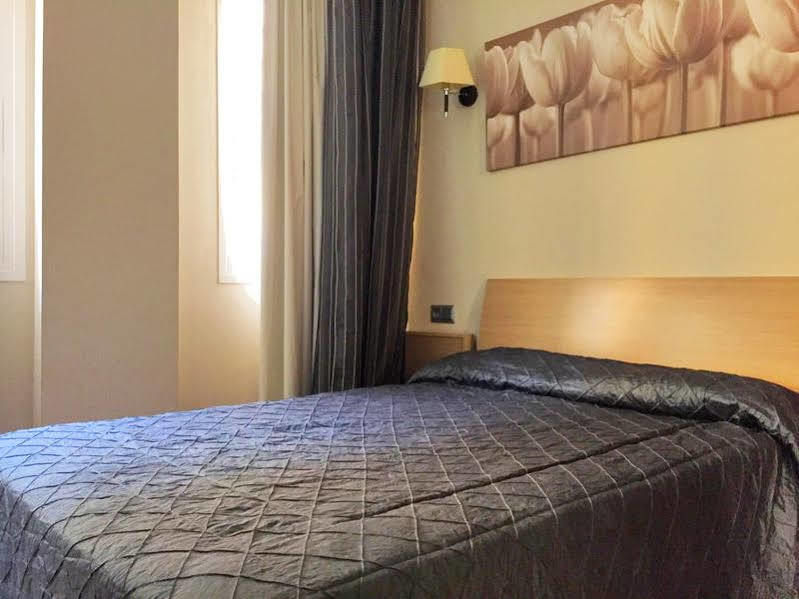 Dream Suites And Apartments Almeria Centro 外观 照片